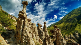 Каменные грибы