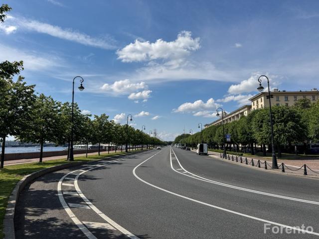 Петровская набережная