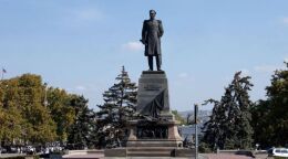 Площадь Нахимова 