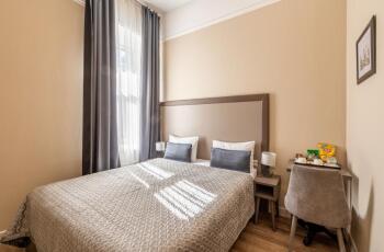 Отель Lotman Boutique Hotel / Лотман Бутик