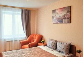 2-к. квартира с 3 раздельными спальными местами