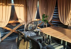 Отдельно стоящий домик с кондиционеpом