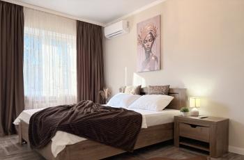 Двухкомнатная квартира в самом сердце города, Двухкомнатная квартира в самом сердце города