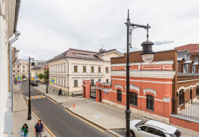 Отель Тихонов