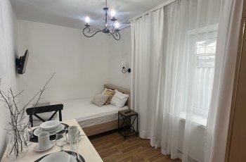 Уютная квартира недалеко от парка Цветник, Уютная квартира недалеко от парка Цветник