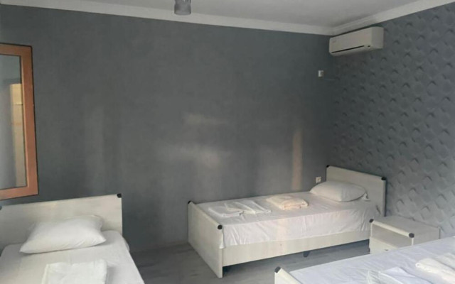 Фото 3-9987666