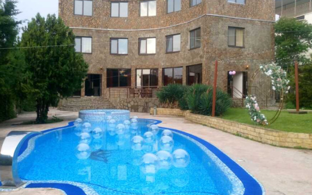 Фото 3-9894238