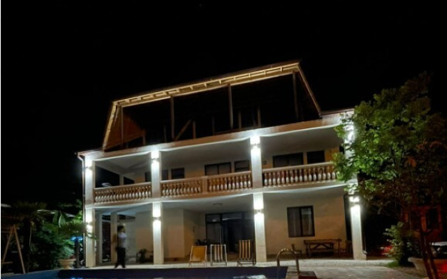 Фото 4-9879687