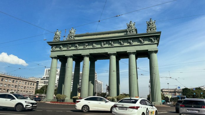 Московские триумфальные ворота