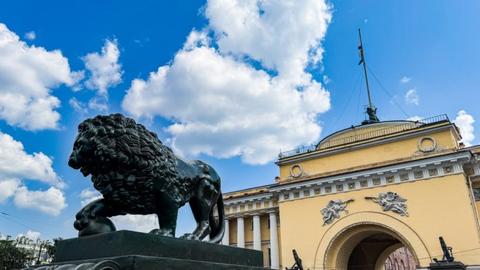Пристань "Спуск со львами"